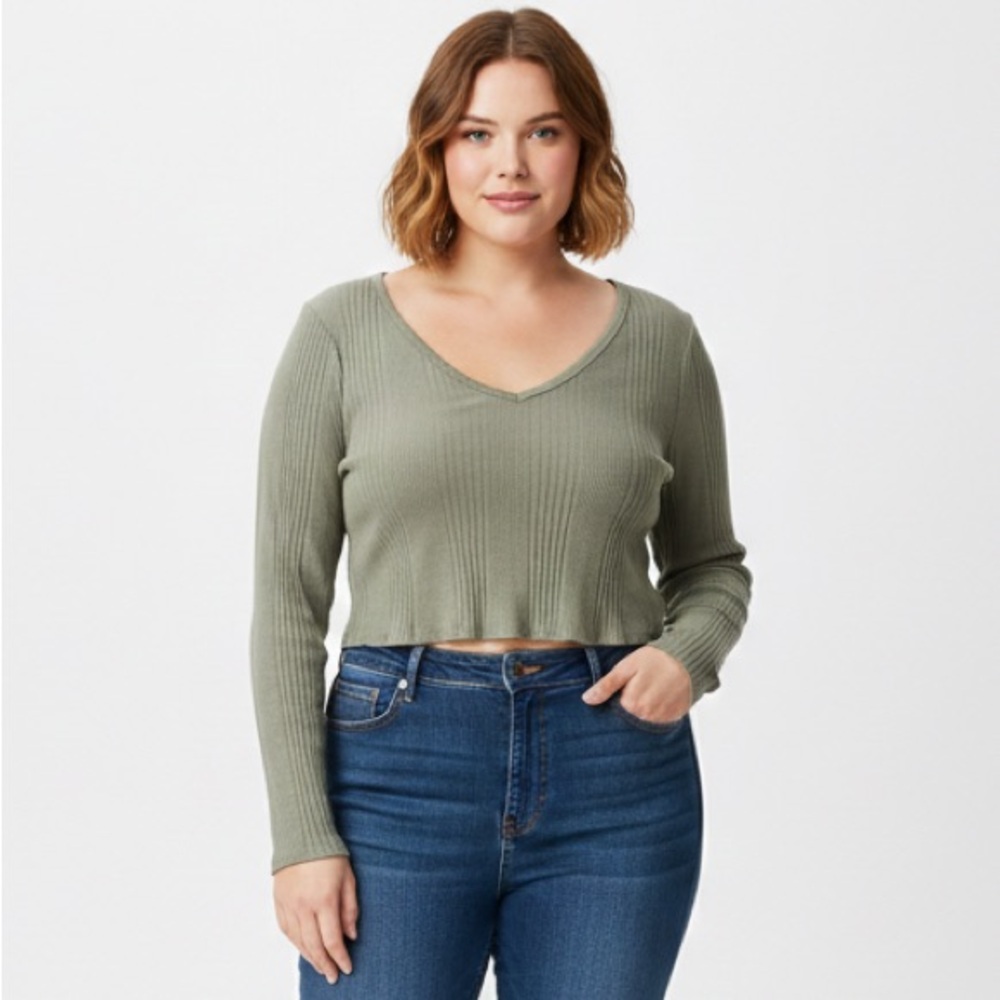 Arizona Jean Co Sage Long Sleeve Crop Top